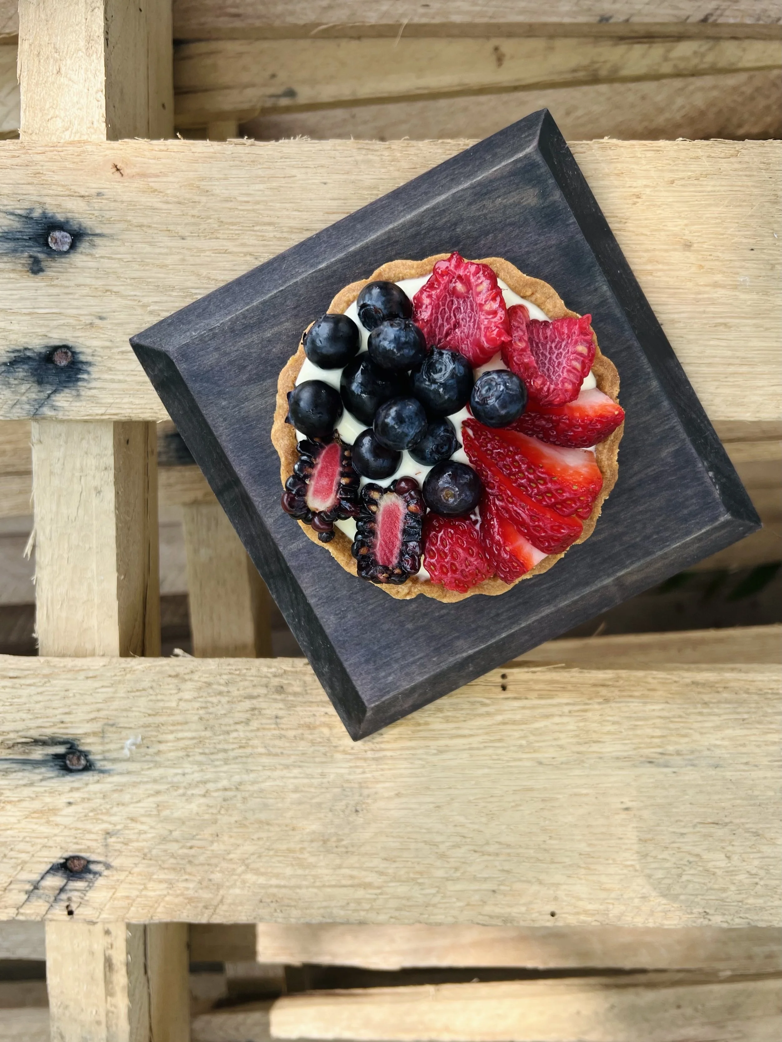 vanilla fruit tart.jpg