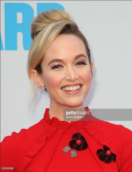 Kelley Jakle Overboard Premiere 2018