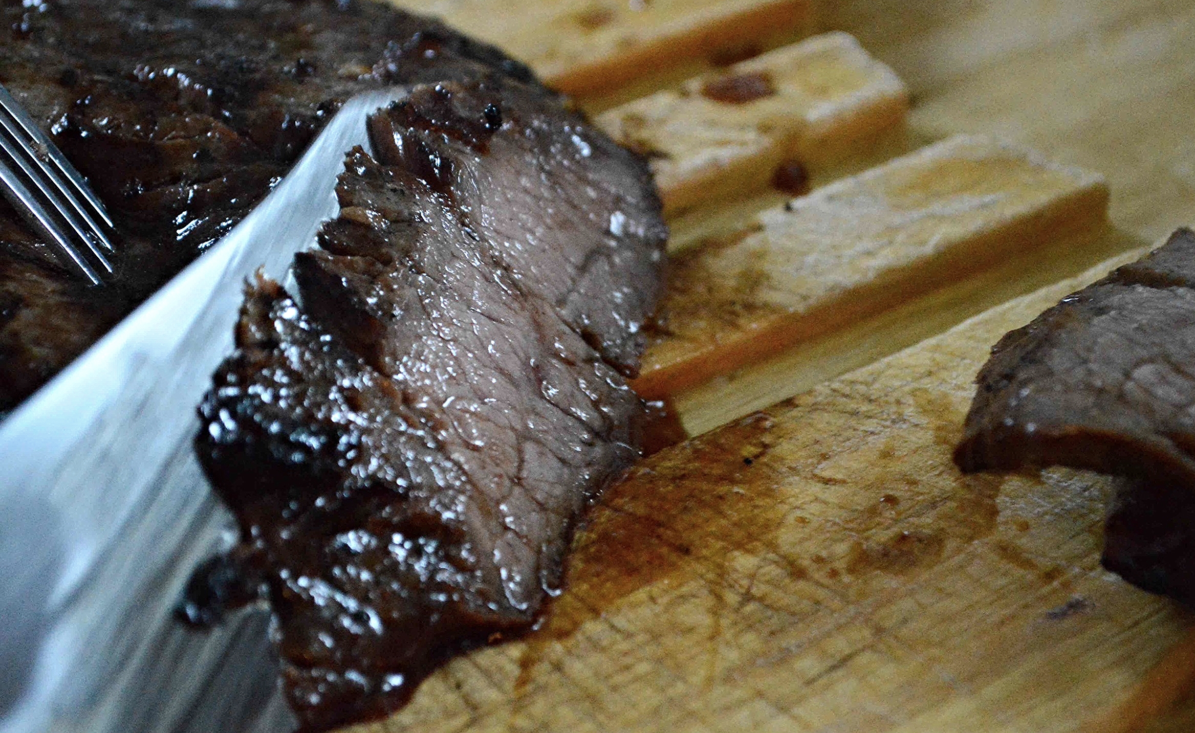 How to Cut a Flank Steak – The Bearded Butchers