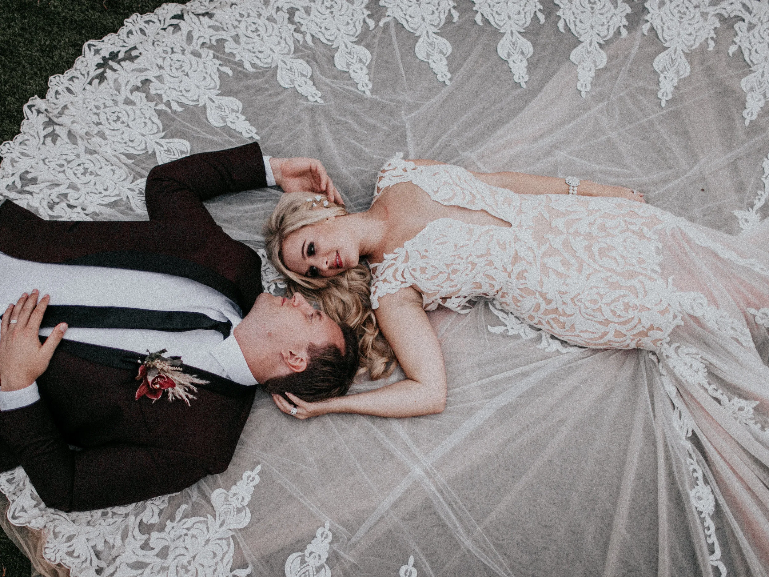 Jessica & Luke 2-0676.jpg
