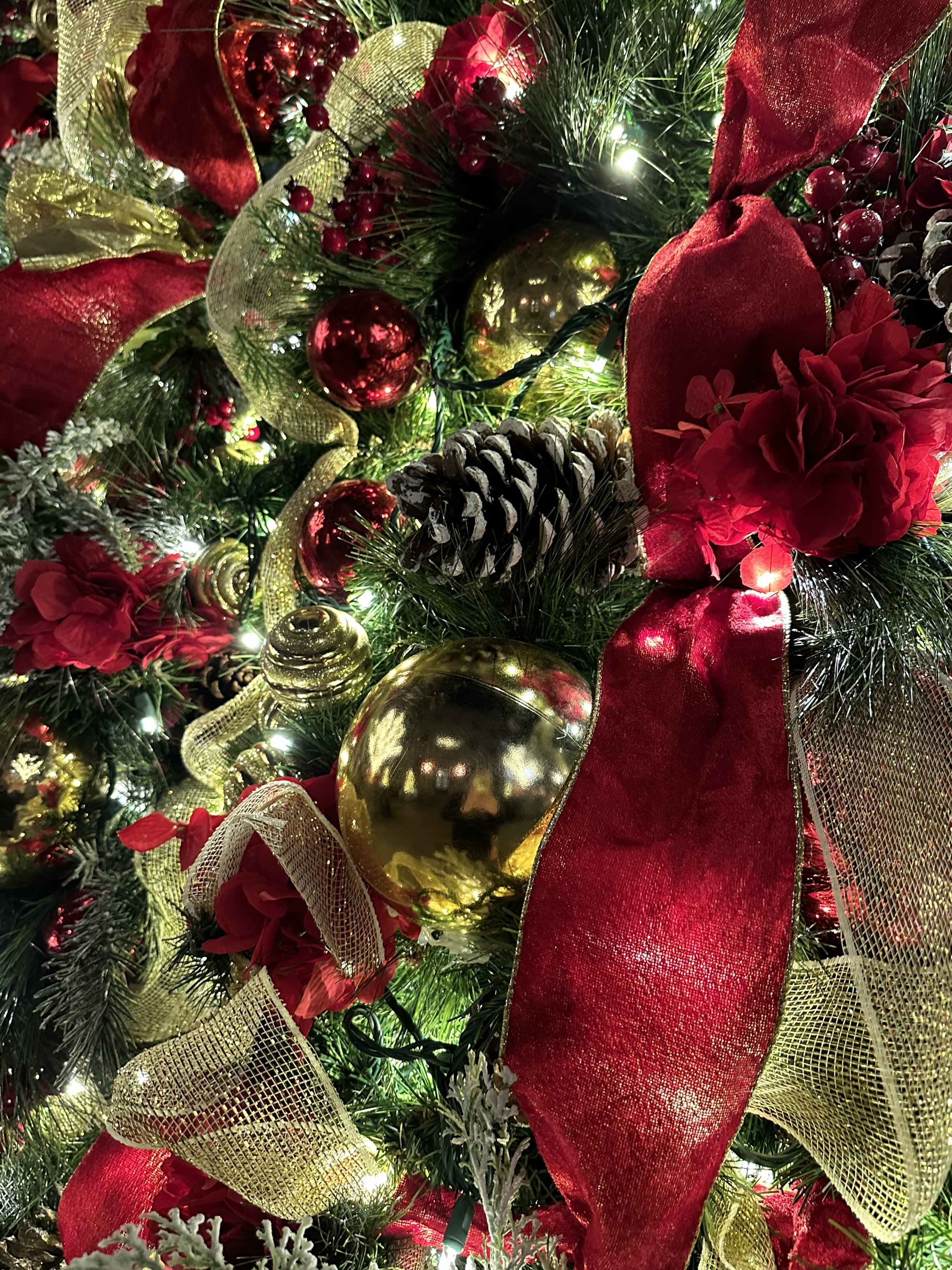 Pinecones Ornaments Bows originals.jpeg