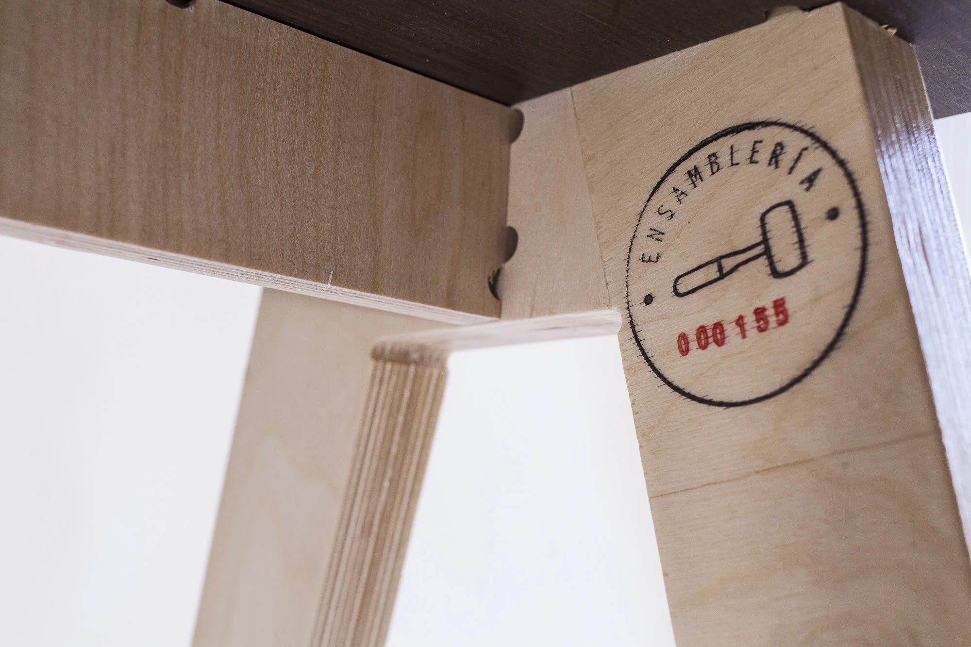 Cada mueble es fabricado especialmente para ti