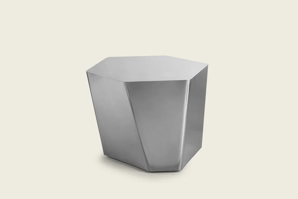 MT03 - Monolithic Side Table