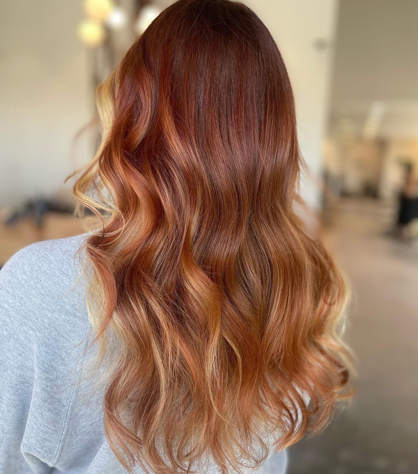 When a client says let&rsquo;s go for it we go for it 🔥💃🔥

That Lumi Shine ✨@joicocanada 
Stylist @chelsey.passionsbeautystudio