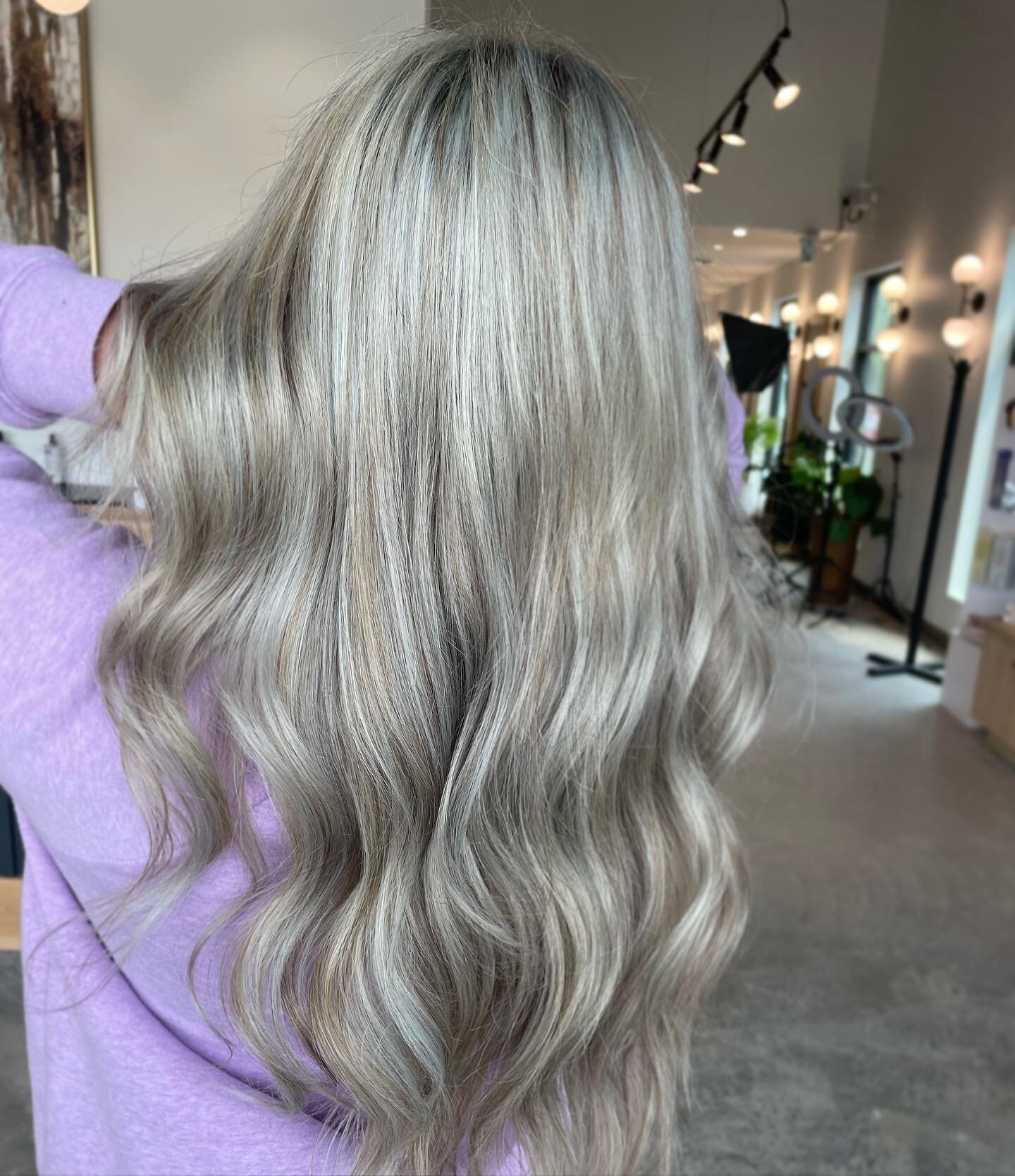 Natural level 3 dark brown. Lightened with @joicocanada blonde life and toned with joico blonde life gloss ash/violet. 

Created by @chelsey.passionsbeautystudio