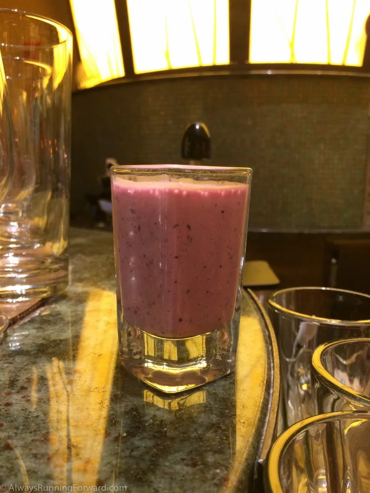 Rise & shine for this deelish smoothie.