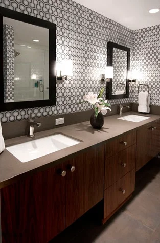 large_bathroom32_1.jpg