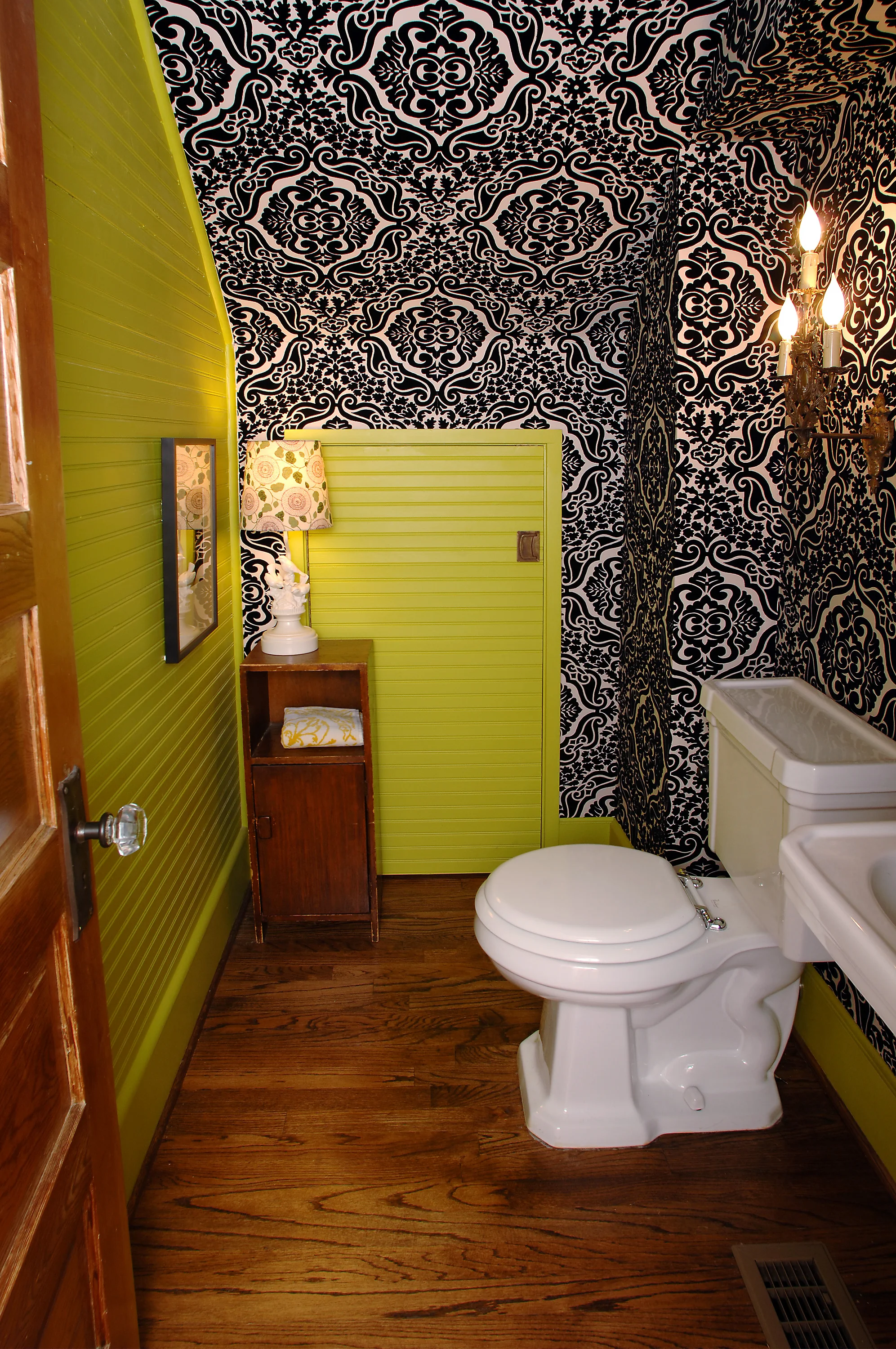 half bath2 8x10.jpg