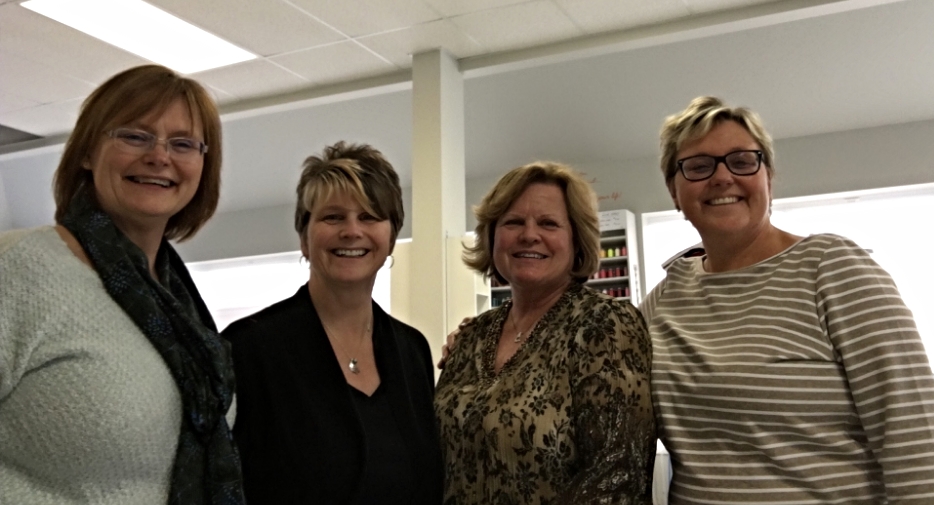 From left to right: Cindy, Tracey, Lisa (owner of Stitch Witch in Cobourg, Ontario), and me.