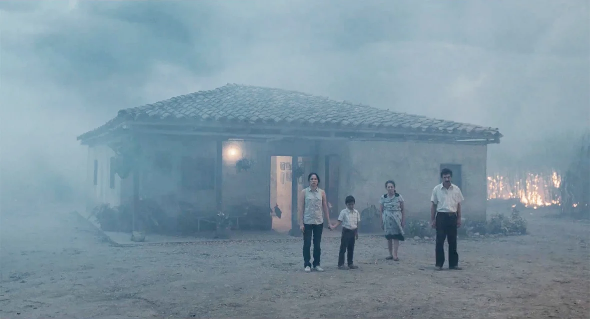 La tierra y la sombra , César Augusto Acevedo (2015)