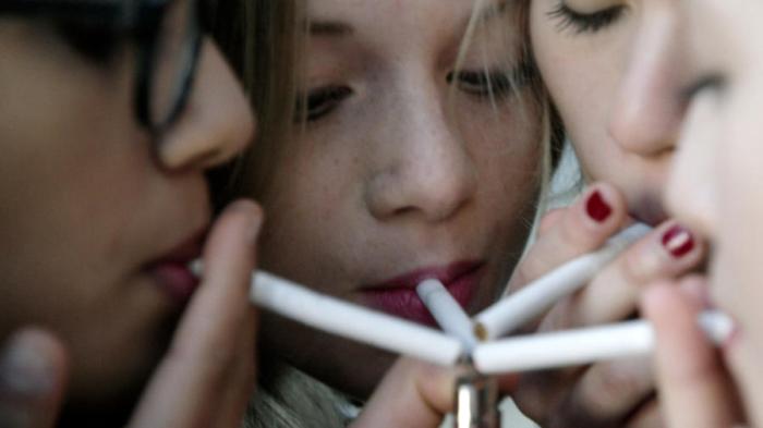 Amateur Teens , Niklaus Hibler (2015)