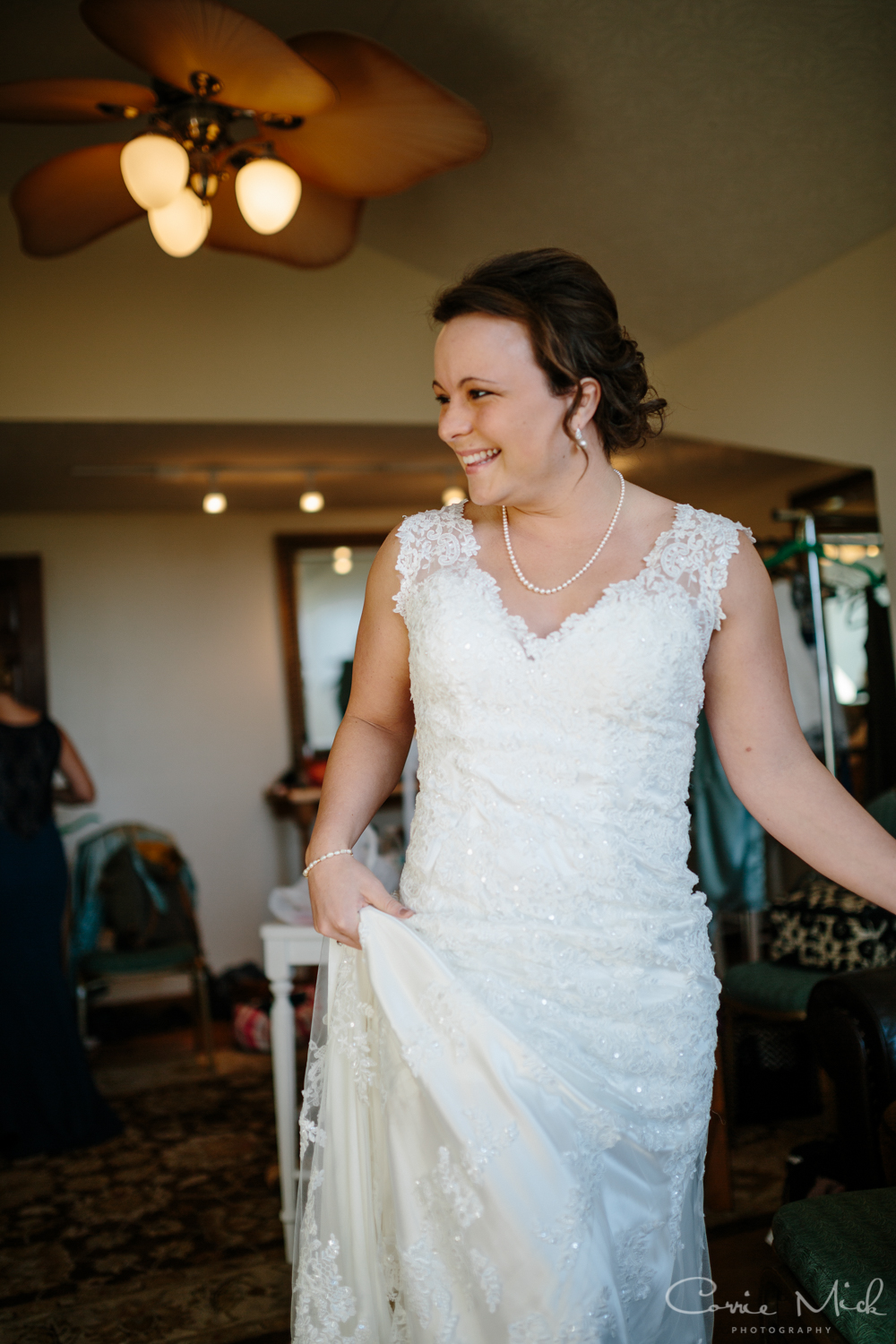 Lake Lyndsay Wedding - Portland, Oregon Photographer - Corrie Mick Photography-87.jpg