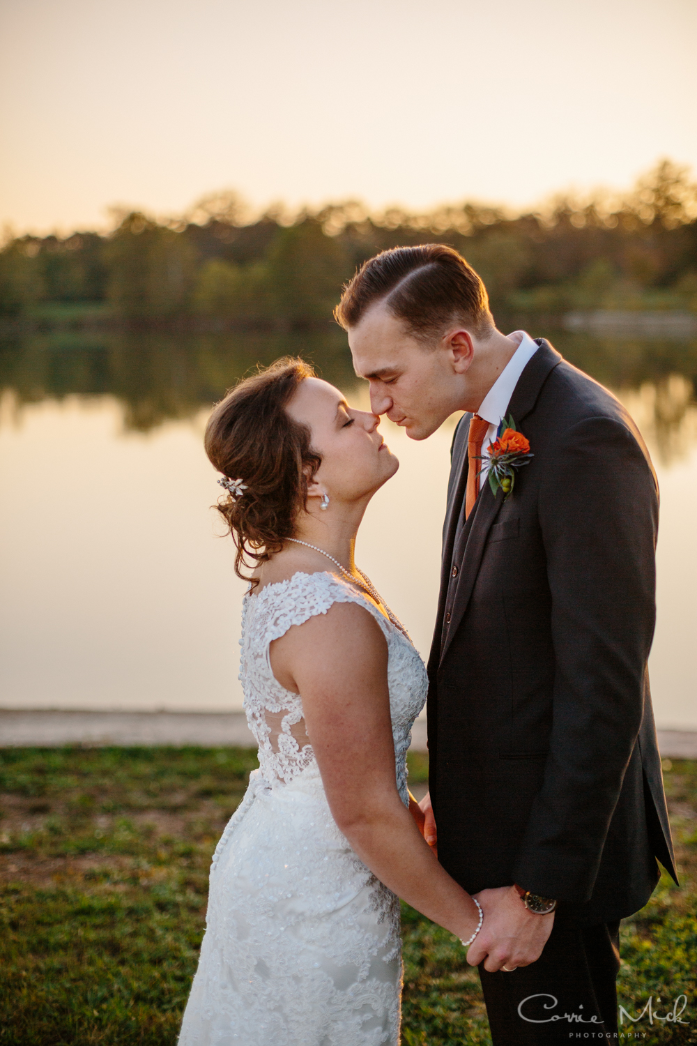 Lake Lyndsay Wedding - Portland, Oregon Photographer - Corrie Mick Photography-428.jpg