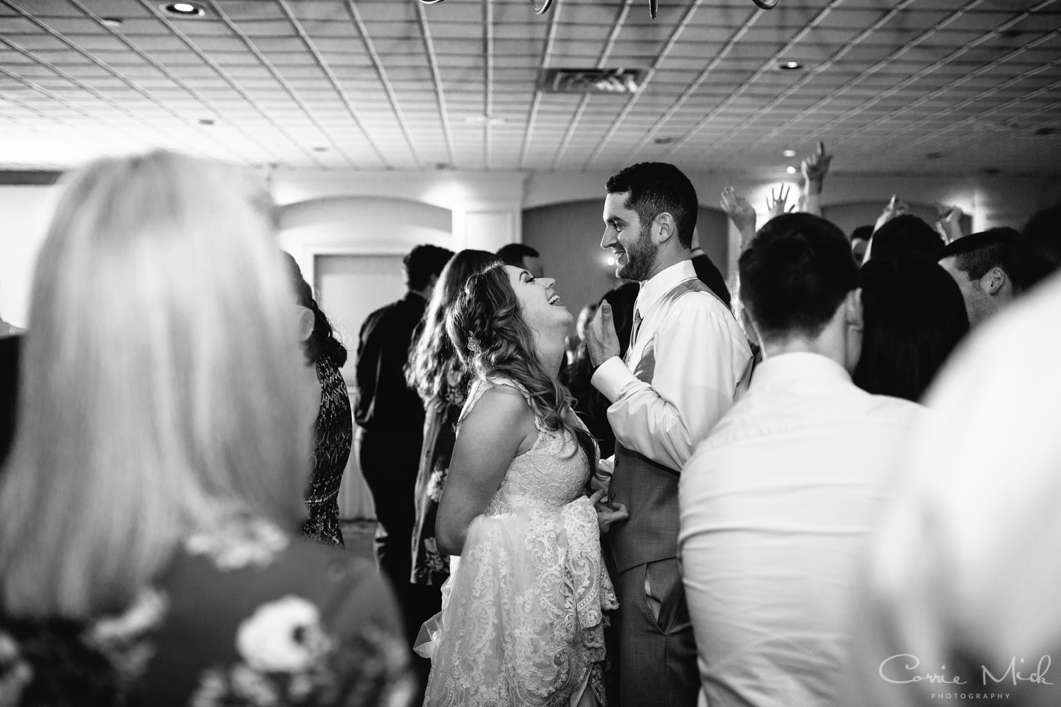 Fun, Beautiful Wedding - Portland, Oregon Photographer - Corrie Mick Photography-284.jpg