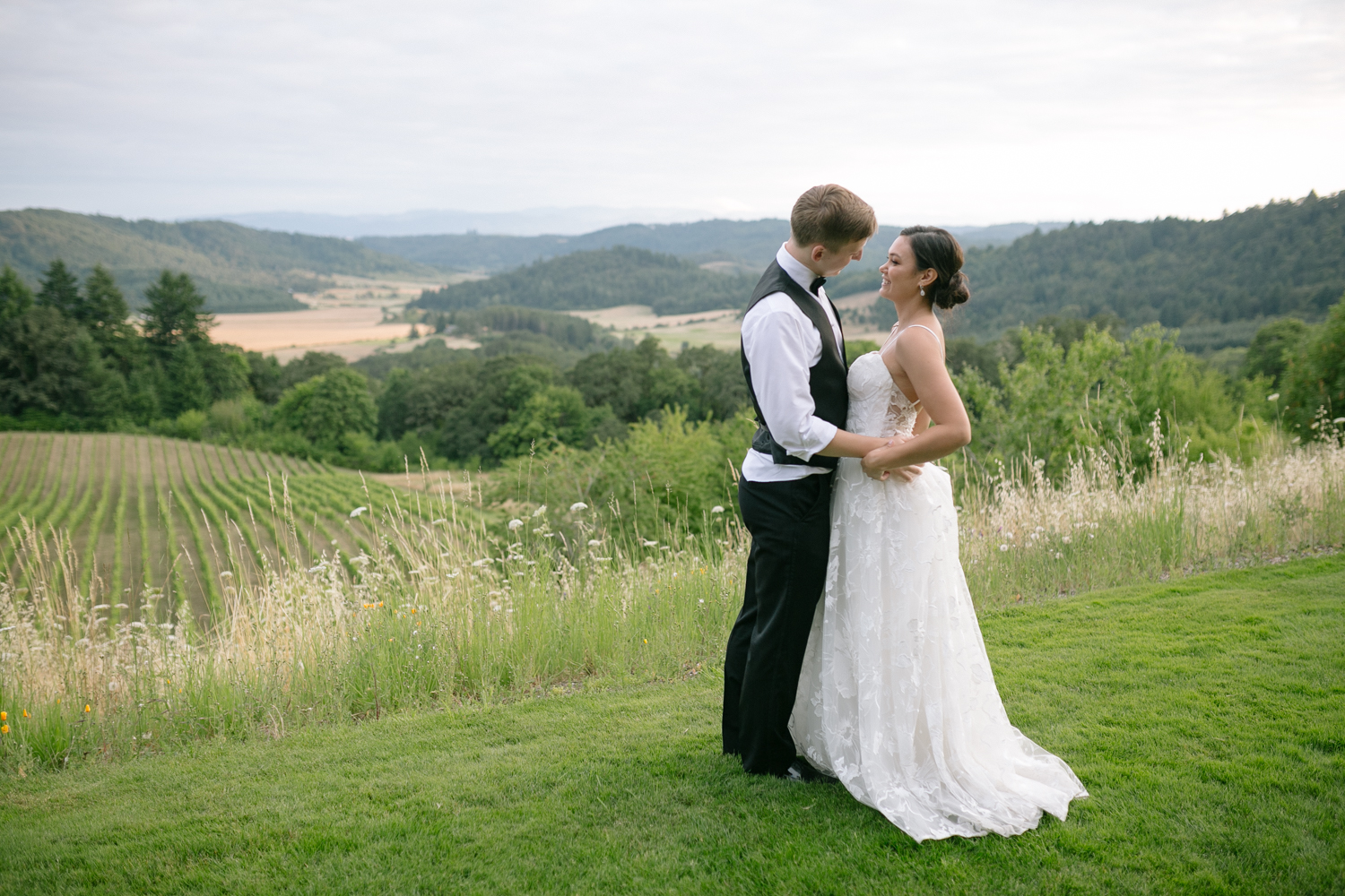Youngberg Hill Vineyard Wedding in Wine Country Oregon - Corrie Mick Photography-206.jpg