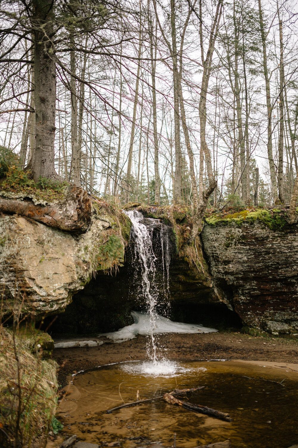 Upper Peninsula Anniversary Trip - Corrie Mick Photography - Corrie Mick Photography-38.jpg