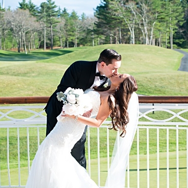 Indian Pond Country Club | Christina & Mikes Classic Spring Wedding 