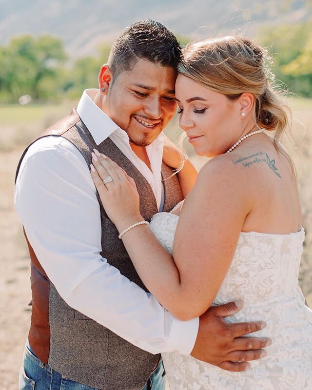 I'm updating my website this week and loving that I get to relive all of the magic from 2019! ✨ So excited to create new memories with my 2020 couples starting this April 🥰 &bull;
&bull;
&bull;
&bull;
#loveauthentic #weddinginspo #weddingphotographe