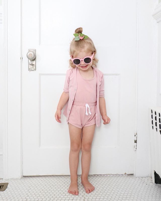Penelope Flora&rsquo;s OOTD. After the heat wave we had this weekend, today is a lovely 70 degrees and overcast after raining this morning. So she doesn&rsquo;t need those sunglasses, but she&rsquo;s so used to wearing some now 😂. We are definitely 