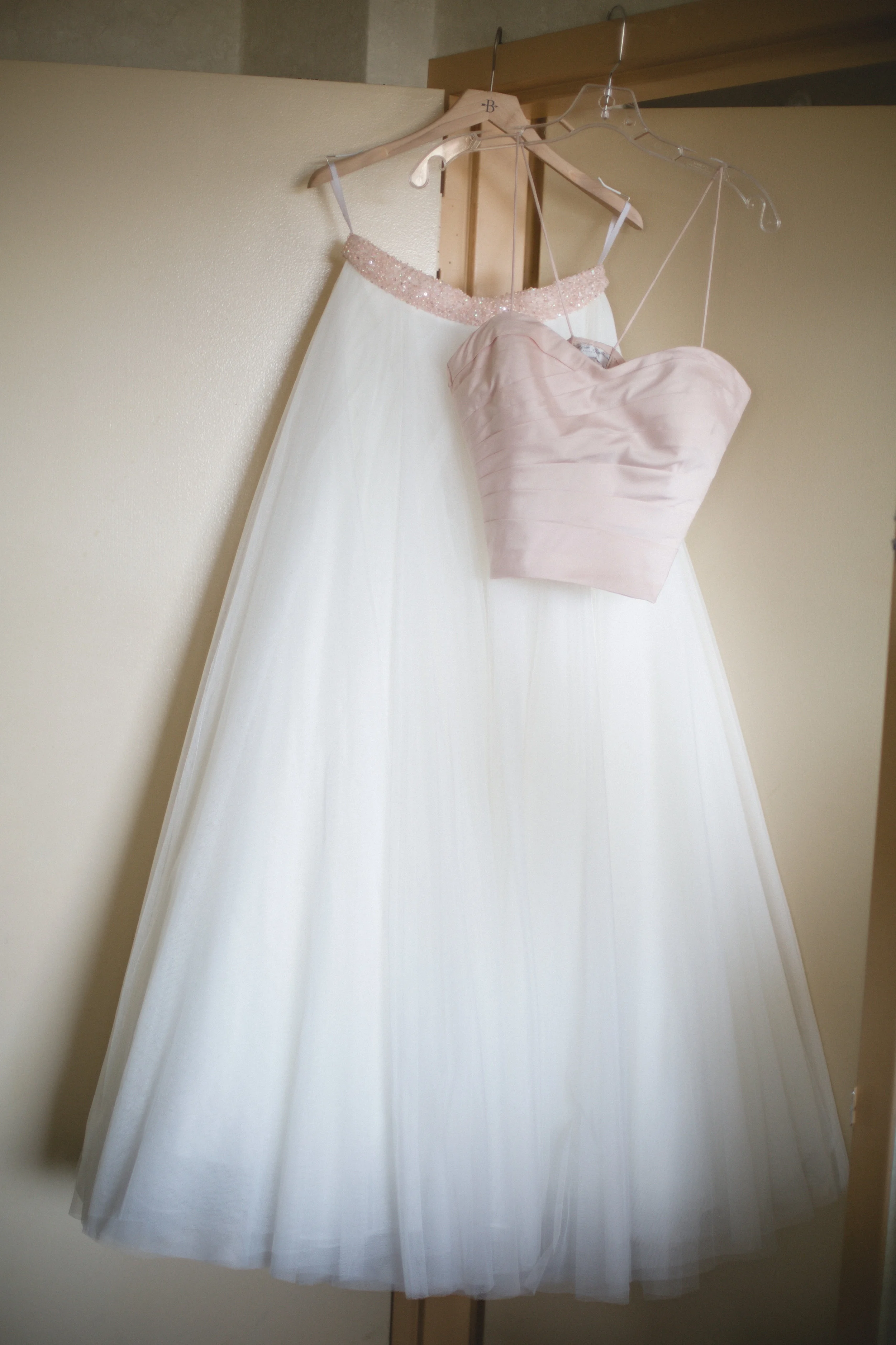 girls hotel-15.jpg