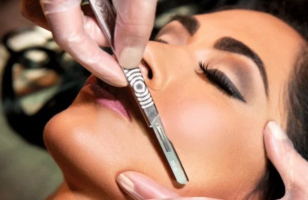 Dermaplaning.jpg