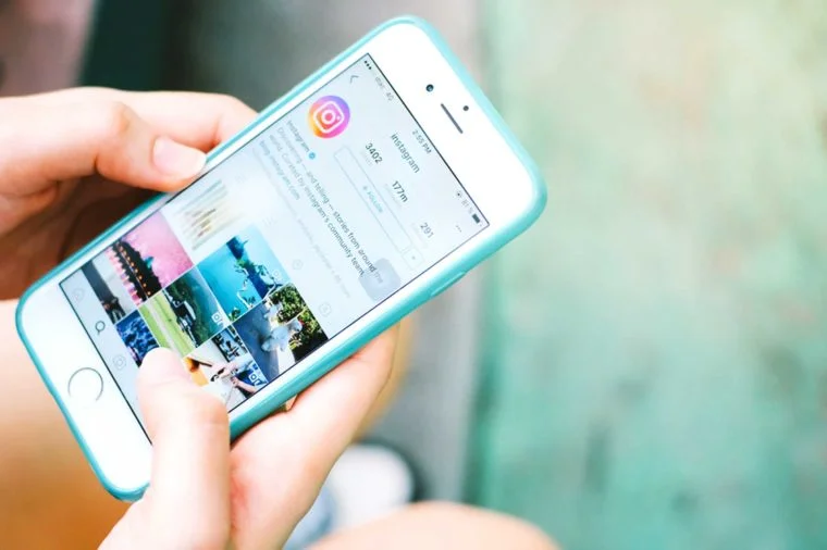 01-How-to-NOT-Get-Caught-Liking-an-Old-Instagram-Photo_475429129-happydancing-760x506.jpg