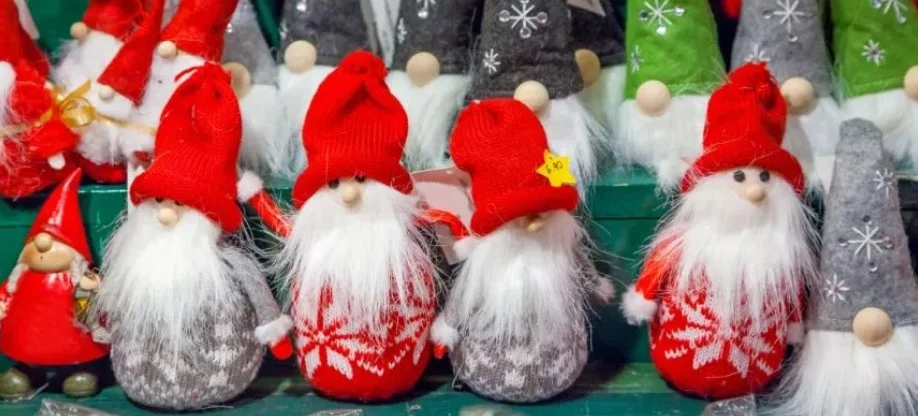 MONA VALE CHRISTMAS MARKET.jpg