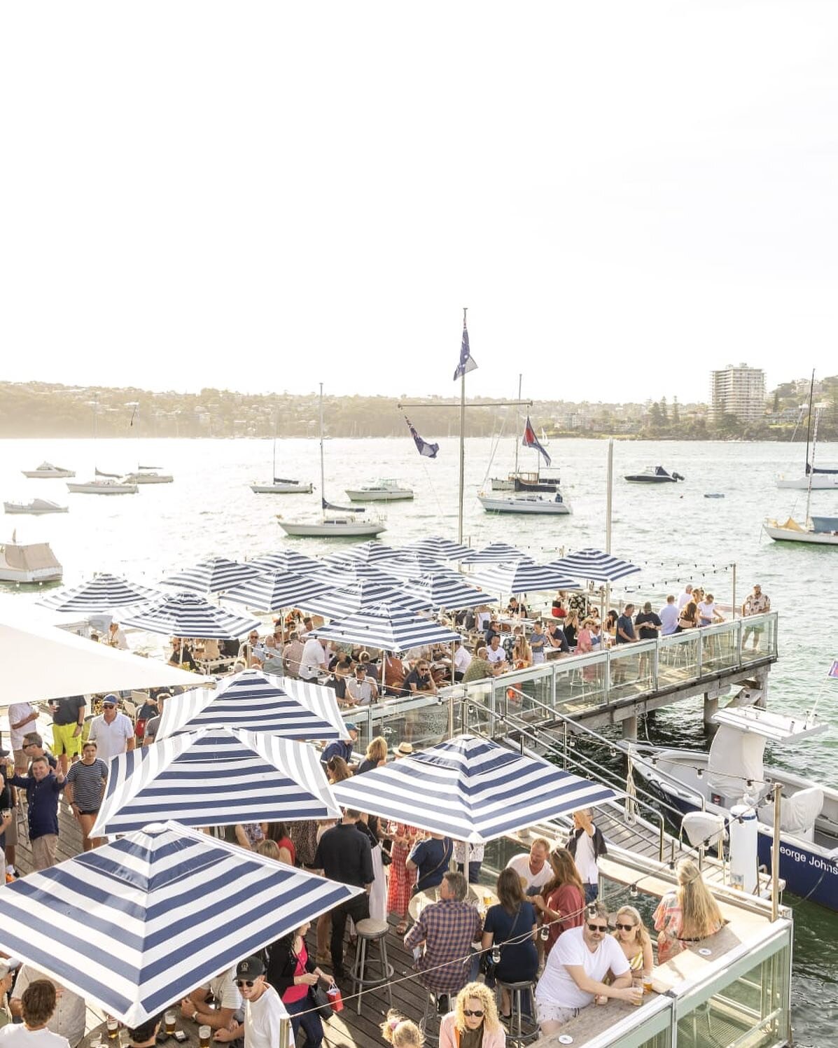 Easter Monday continue the long weekend ☀️ vibes! 

Come down &amp; take in the view @manlyskiff - Open from 12pm 😎🥂🦐🍔 

One of our all time favourites to eat, drink &amp; have fun! 

#manly #lovemanly
#longweekendvibes 
#community 
#northernbeac