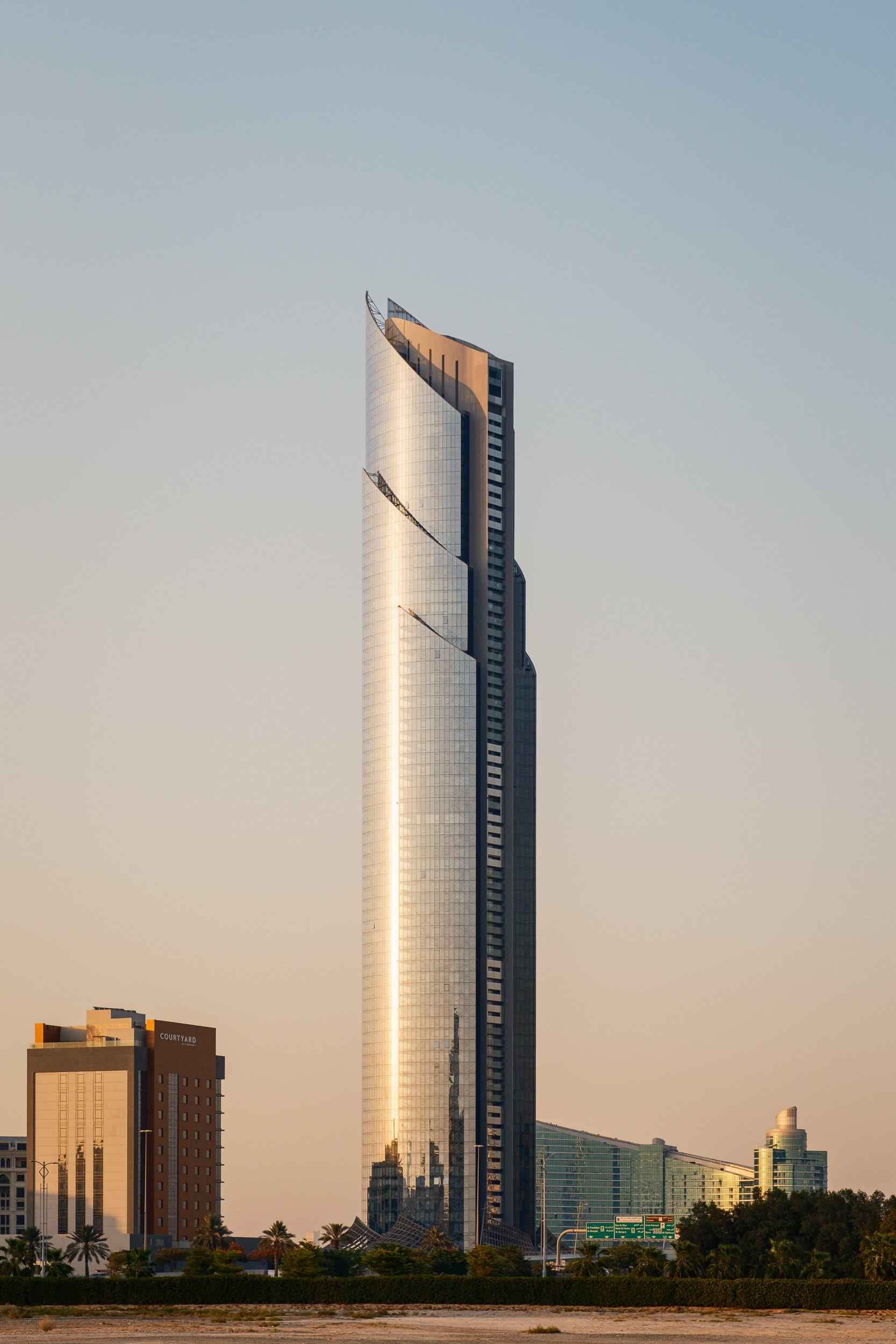 exteriros-dubai-properties-d1-tower-1.jpg