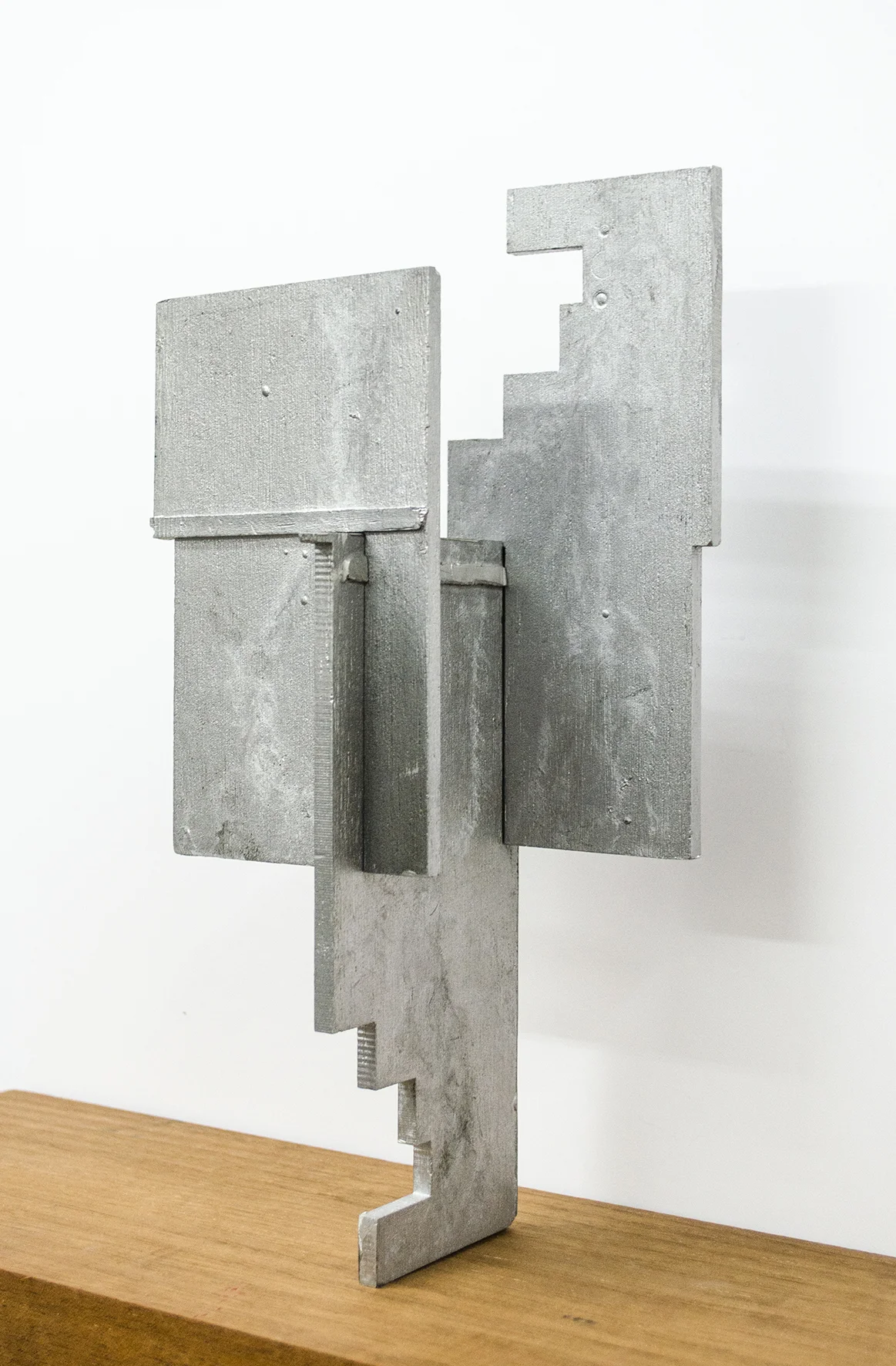 Flat-pack Architecton_Aluminium cast and reclaimed wood support_57x17x15cm_2015 