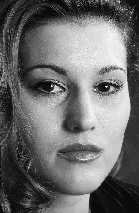Frauenportrait, 1997