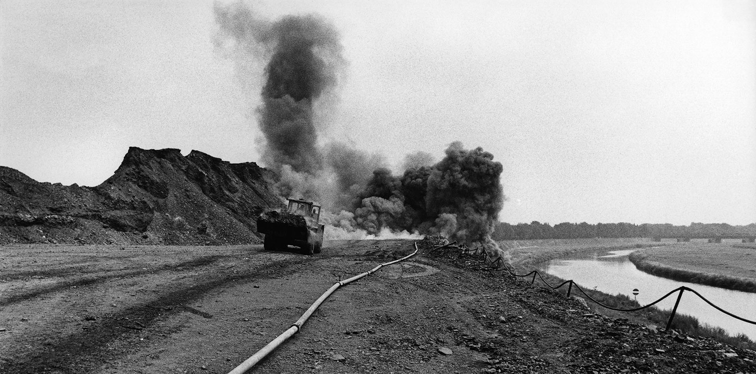 Haldenabbruch (Brennende Zechenhalde), 1981