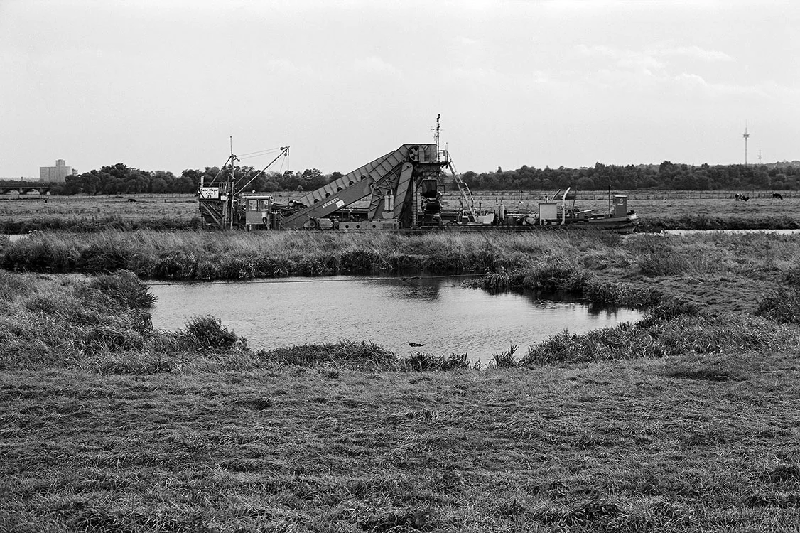 Ruhrlandschaft, Ausbaggern der Ruhr, 1979