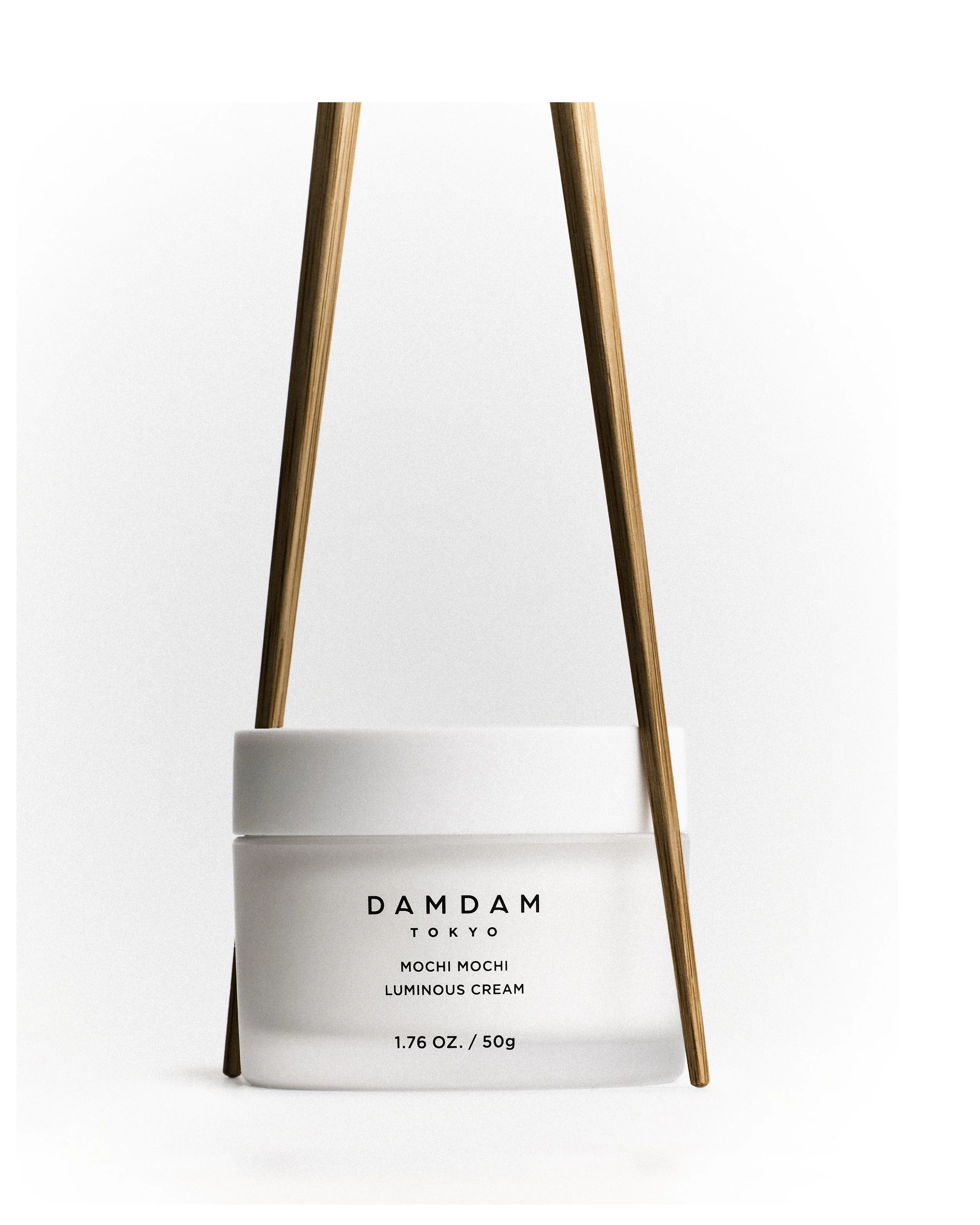 2505 USA DamDam Products 0102_II.jpg