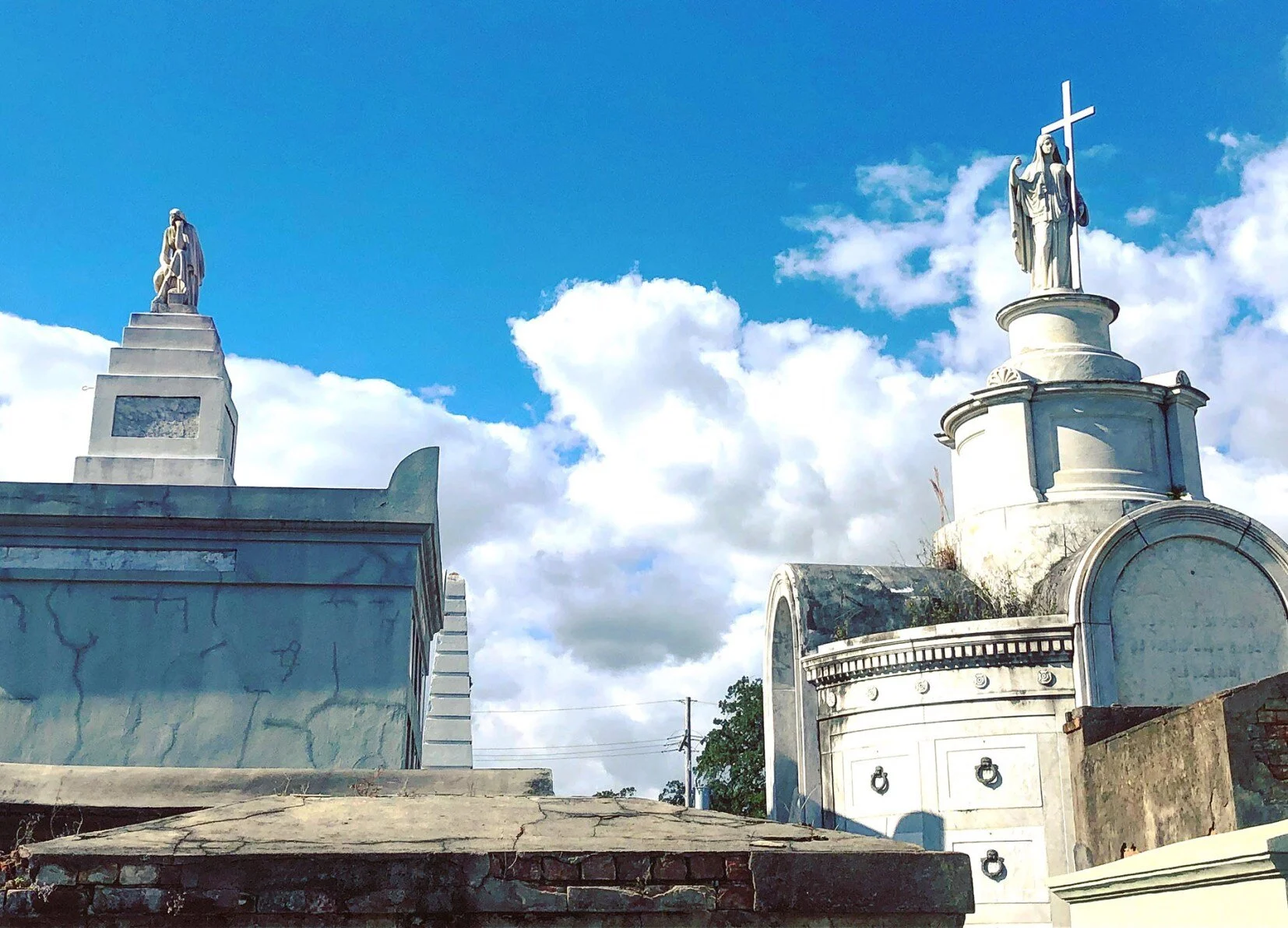 st-louis-cemetery-tour.jpg