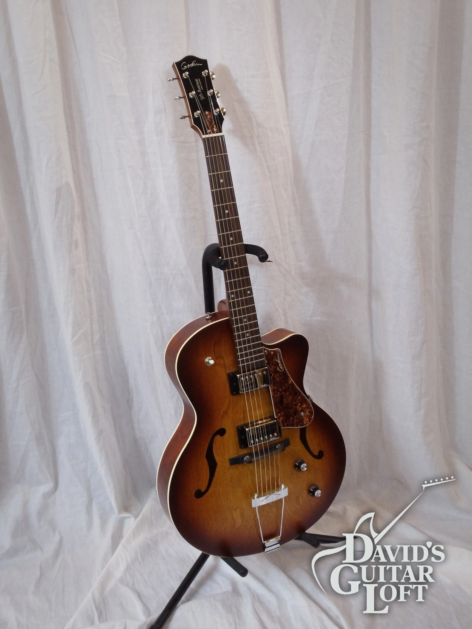 GODIN-5TH-CW-KINGPIN-2-HB-3-4.jpg