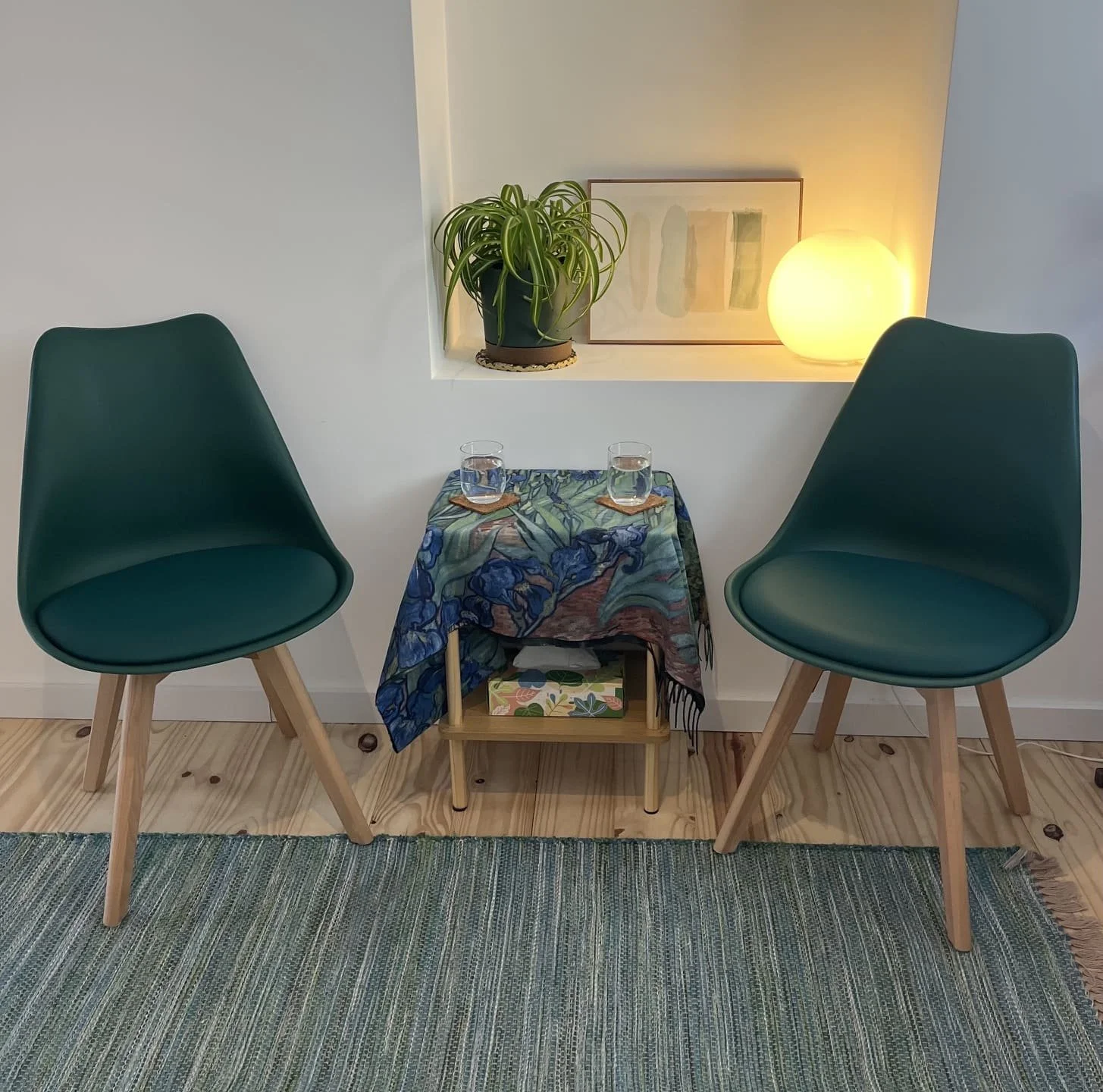 Seating Area.jpeg