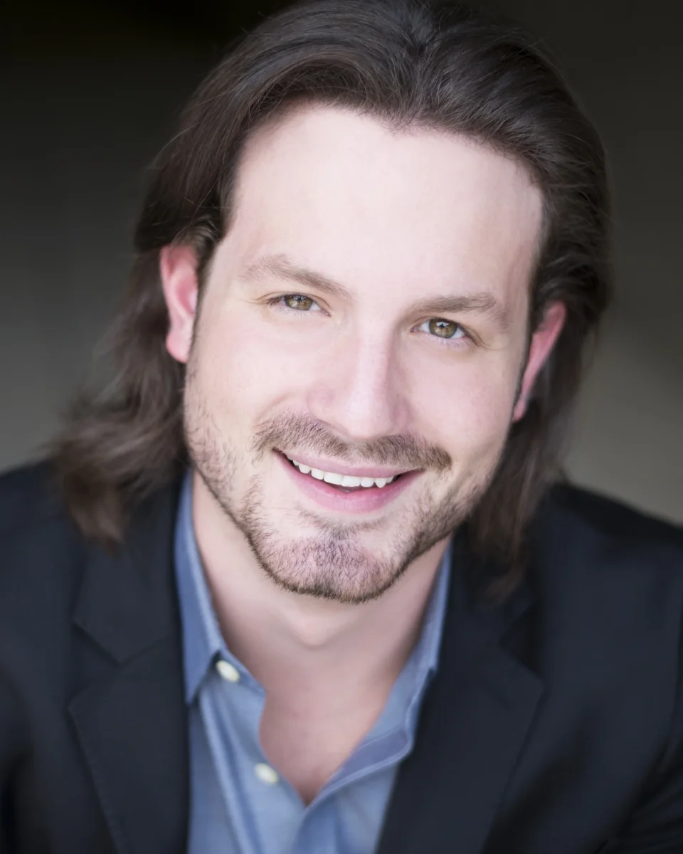 Nicholas Szoeke Tenor