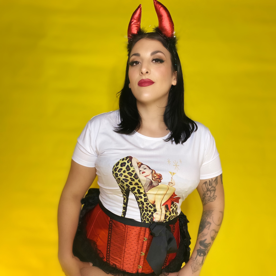 T-shirt "Lady In The Shoe" - 8MRCH