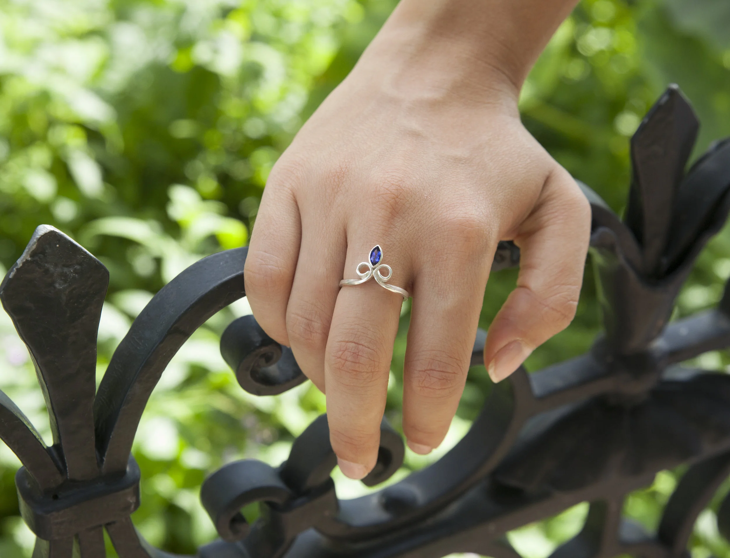 Anthemion Sapphire Ring