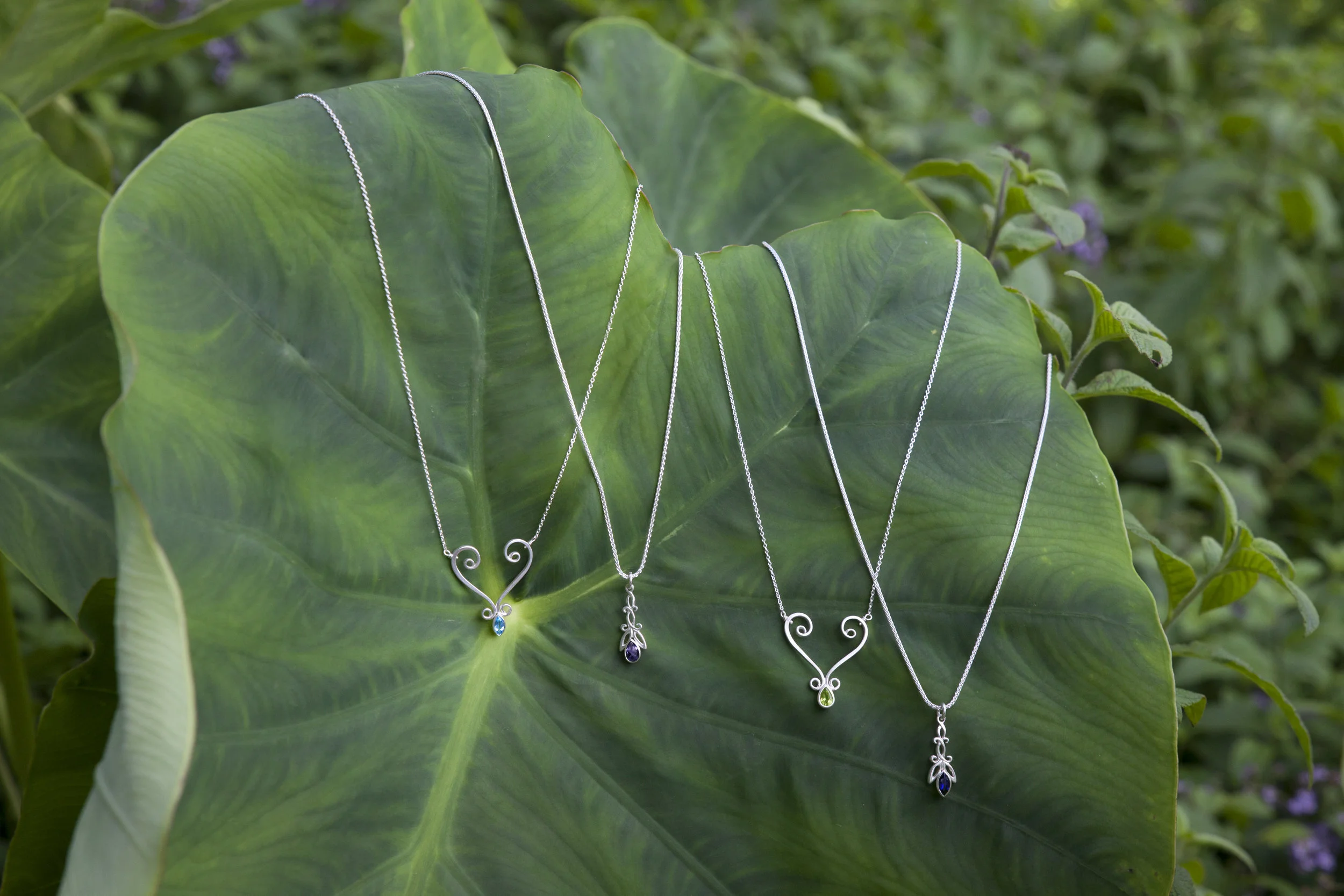 Anthemion Sapphire Necklace