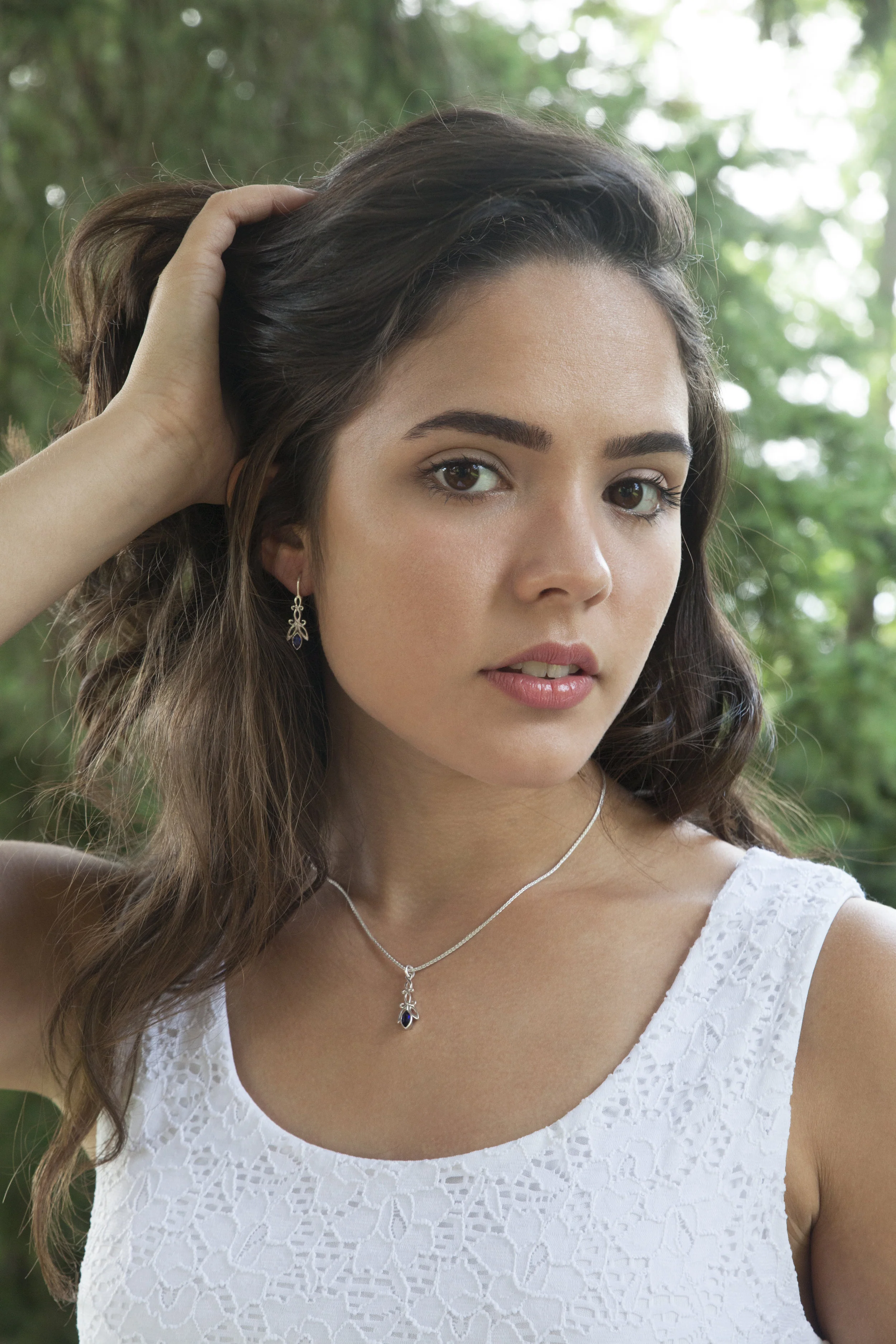 Arabesque Sapphire Necklace
