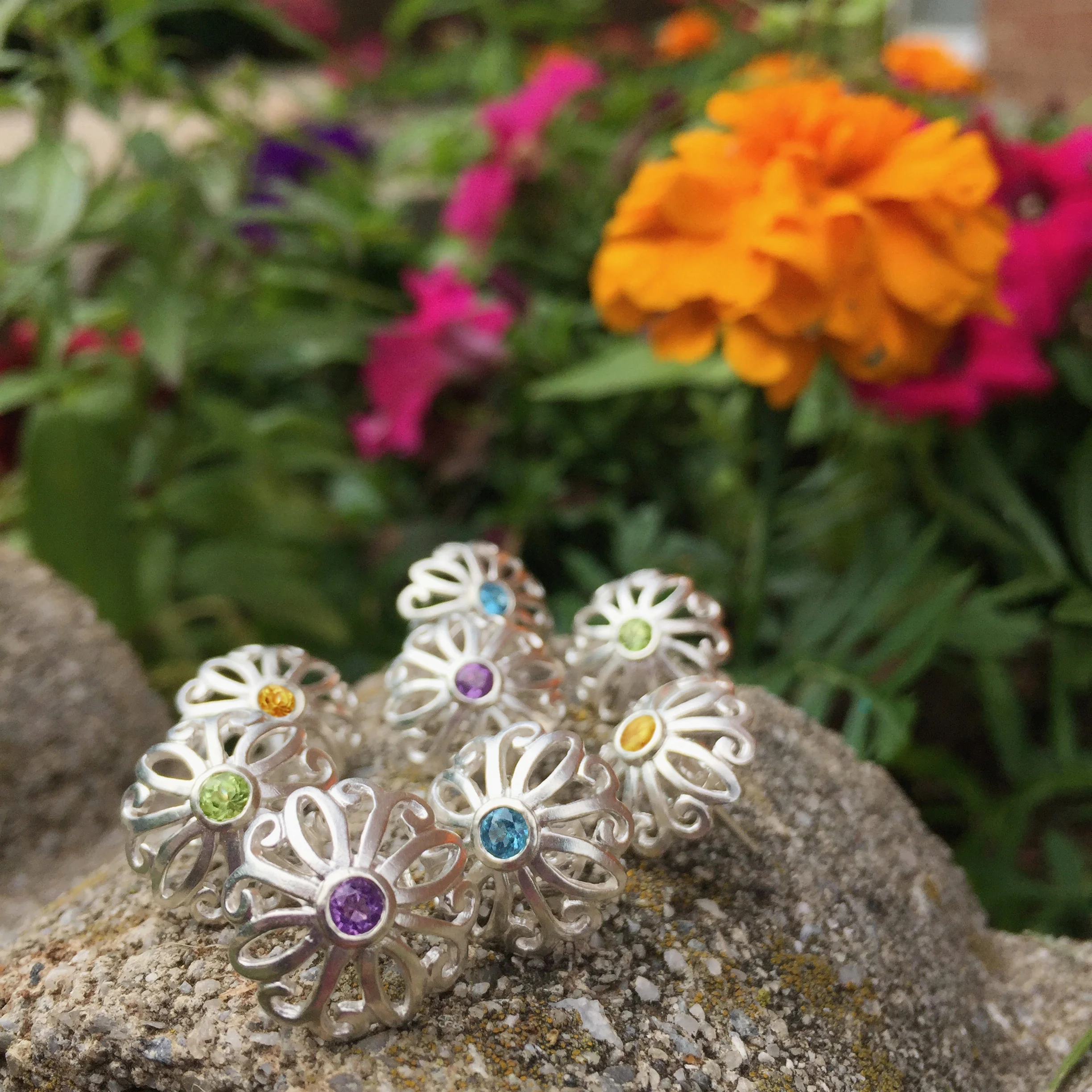 Rosette Studs