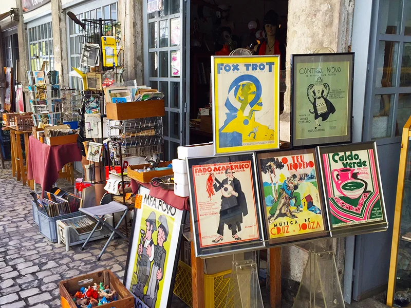 Snapshots at the local flea markets, Lisboa