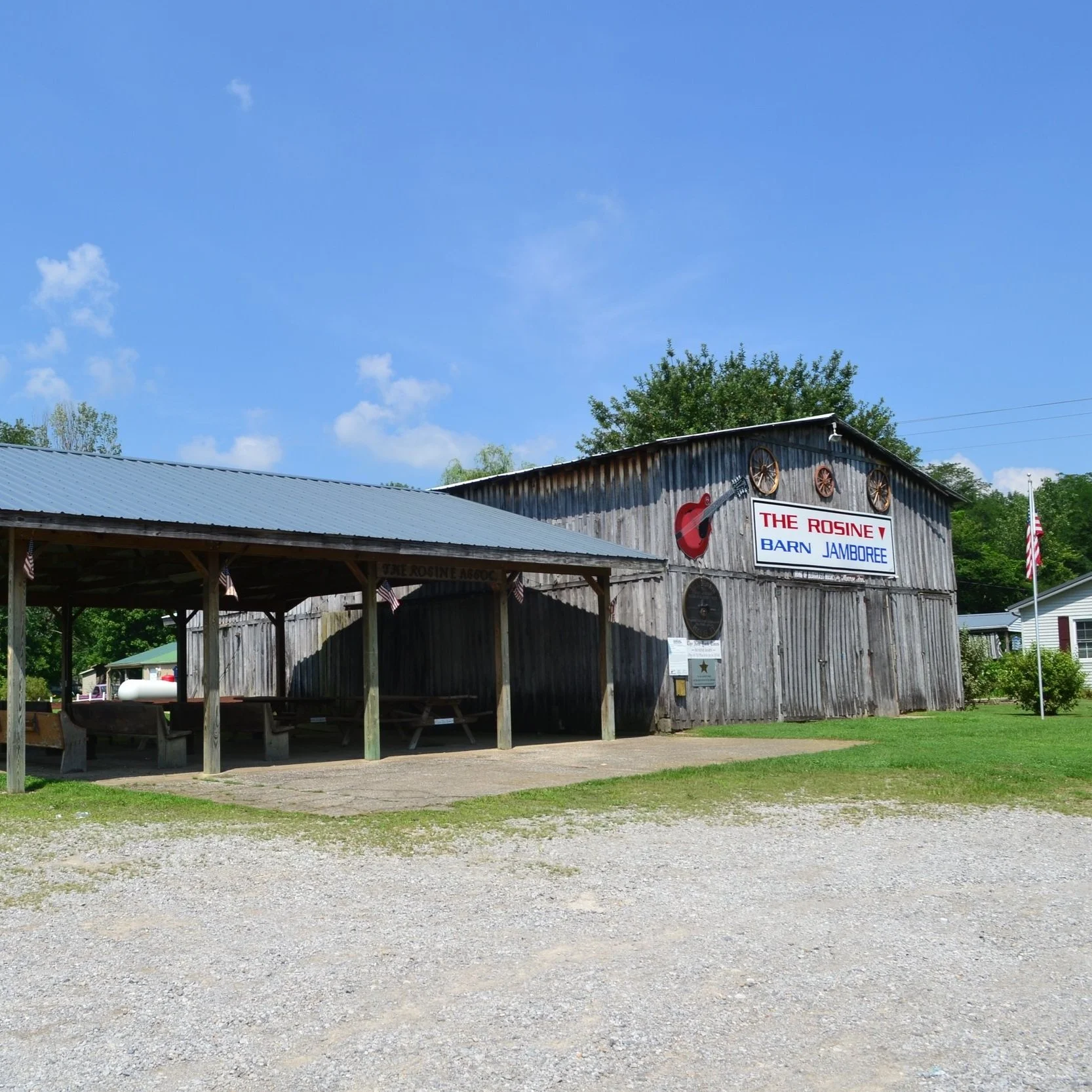 Rosine+Barn.jpg