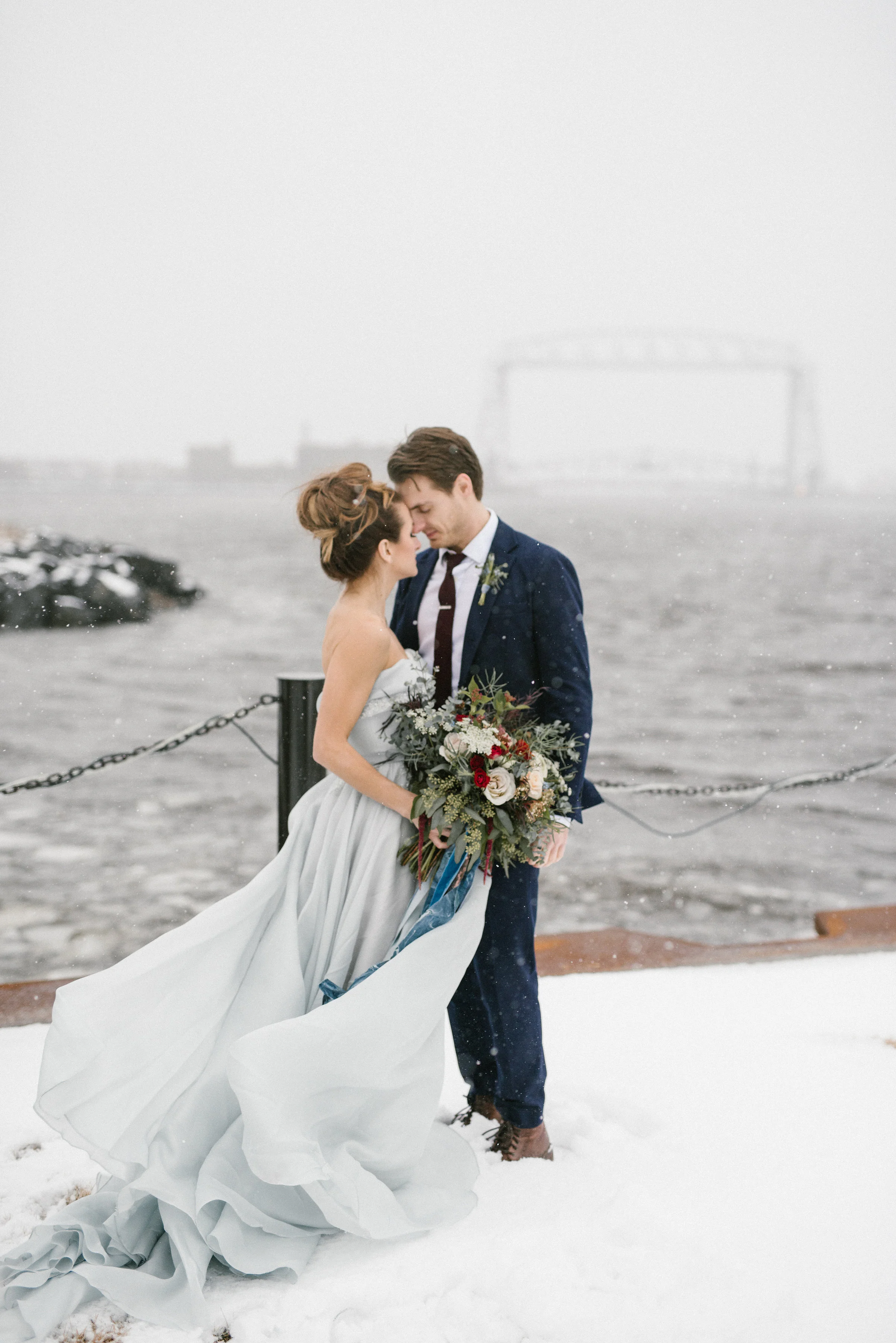 DuluthMinnesotaPierBWeddingKellieRaeStudio-190.jpg