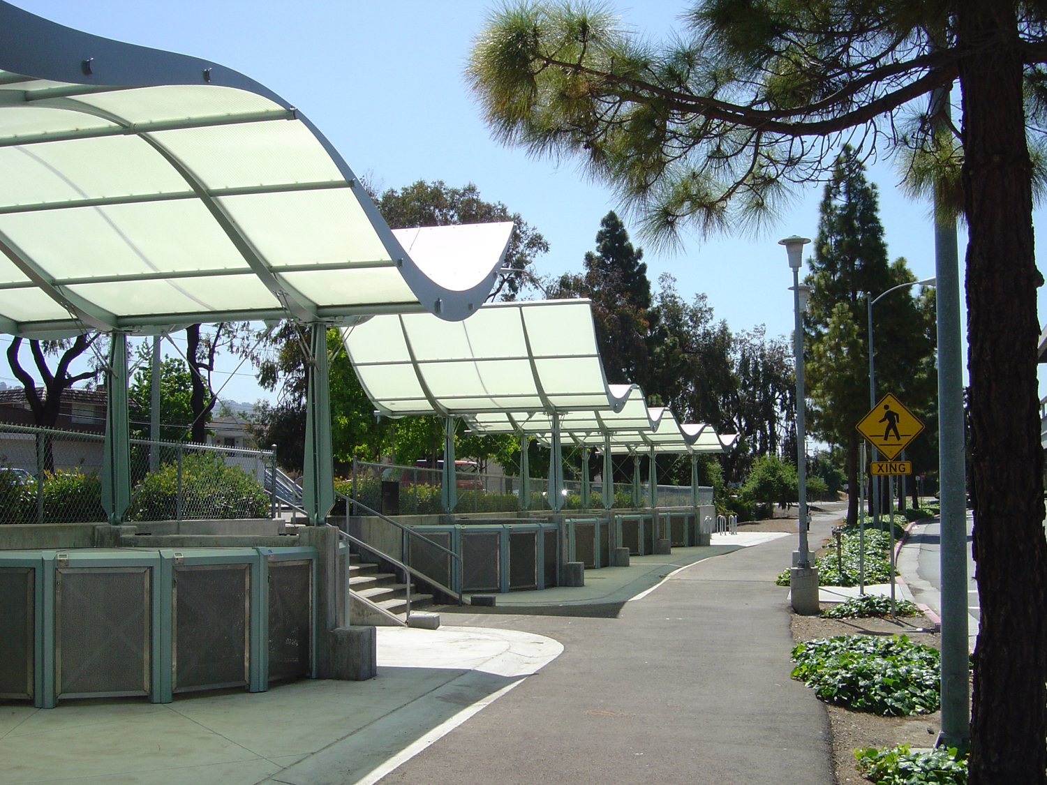 01_98-04 El Cerrito Ohlone Greenway_0008_Background.jpg