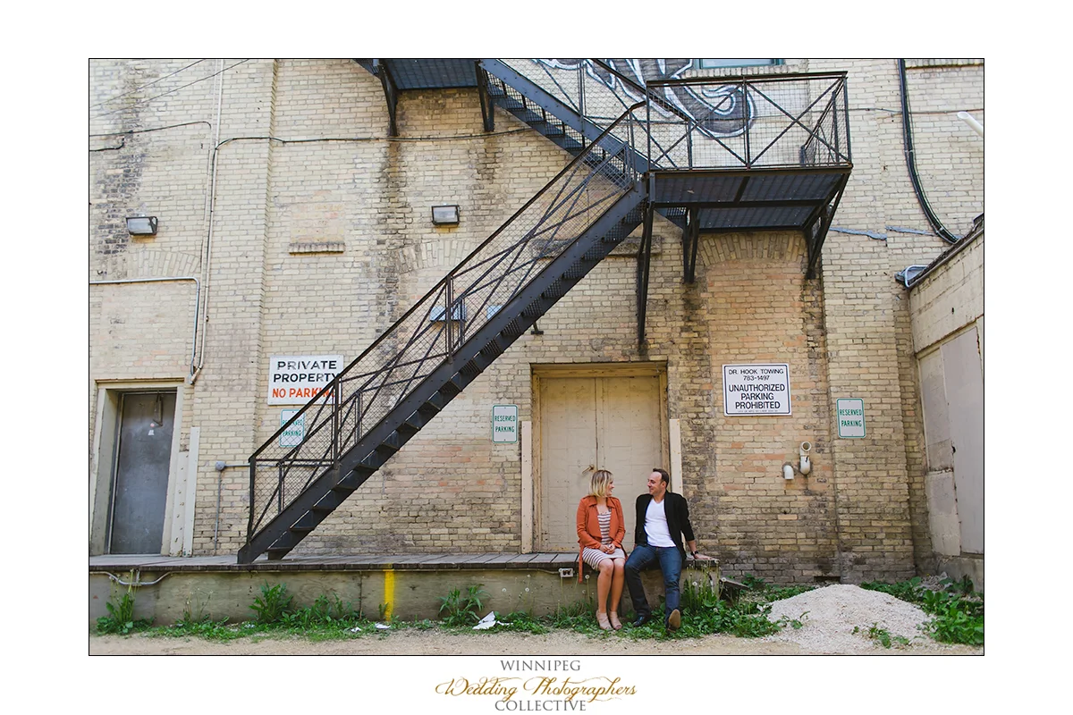 Ryan&Lindsay_Engagement_Reanne_ExchangeDistrict_04.jpg