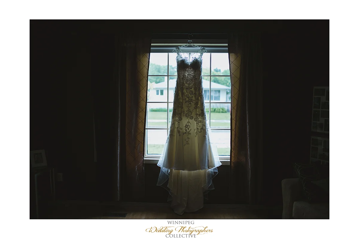 Dana&Rory_Reanne_Wedding_Winnipeg_01.jpg