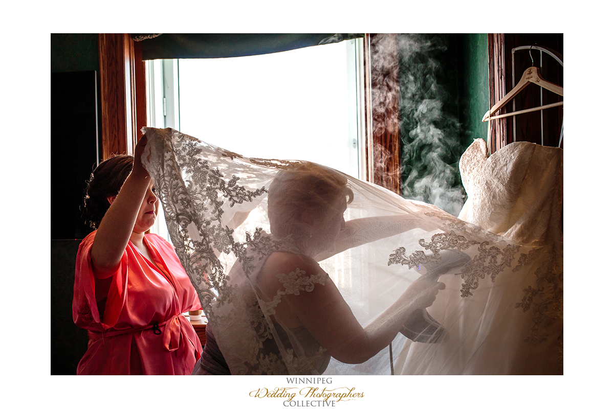 003_Fort Gibraltar Winnipeg Manitoba Wedding.jpg